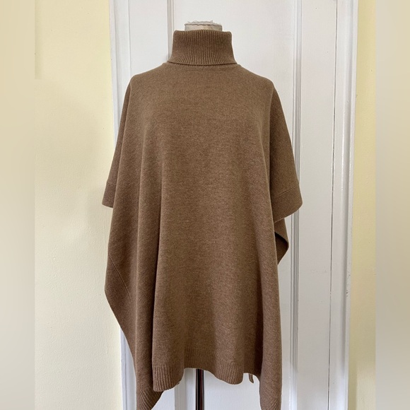 New, BOSS
Landera Turtleneck Poncho - Picture 2 of 10